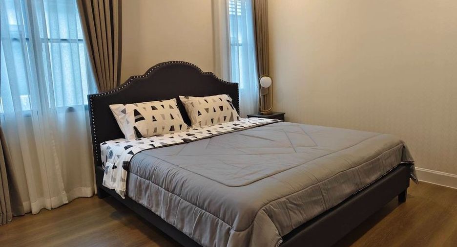 For rent 4 bedrooms house in Saphan Sung, Bangkok