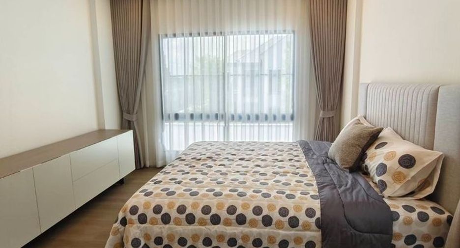 For rent 4 bedrooms house in Saphan Sung, Bangkok