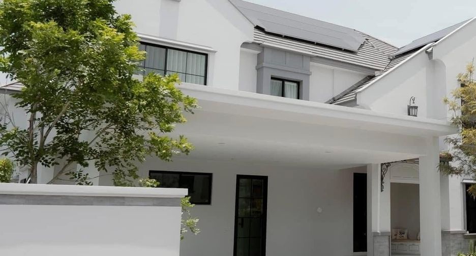 For sale 4 bedrooms house in Saphan Sung, Bangkok