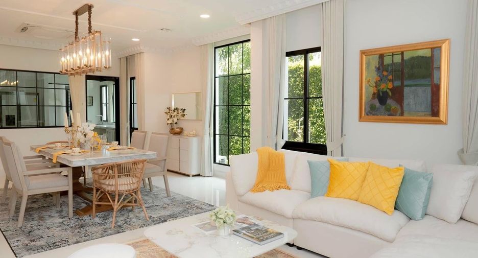 For sale 4 bedrooms house in Saphan Sung, Bangkok