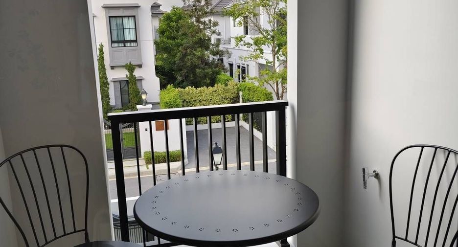 For rent 4 bedrooms house in Saphan Sung, Bangkok