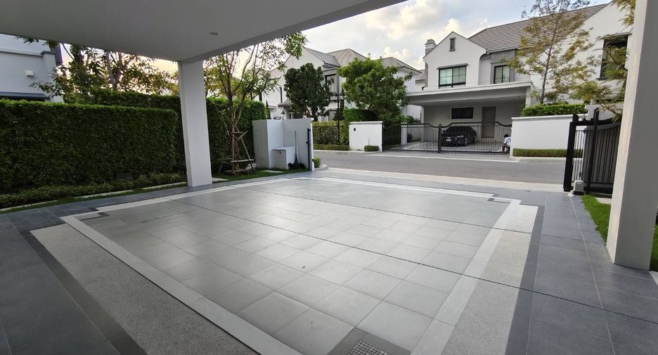 For rent 4 bedrooms house in Saphan Sung, Bangkok
