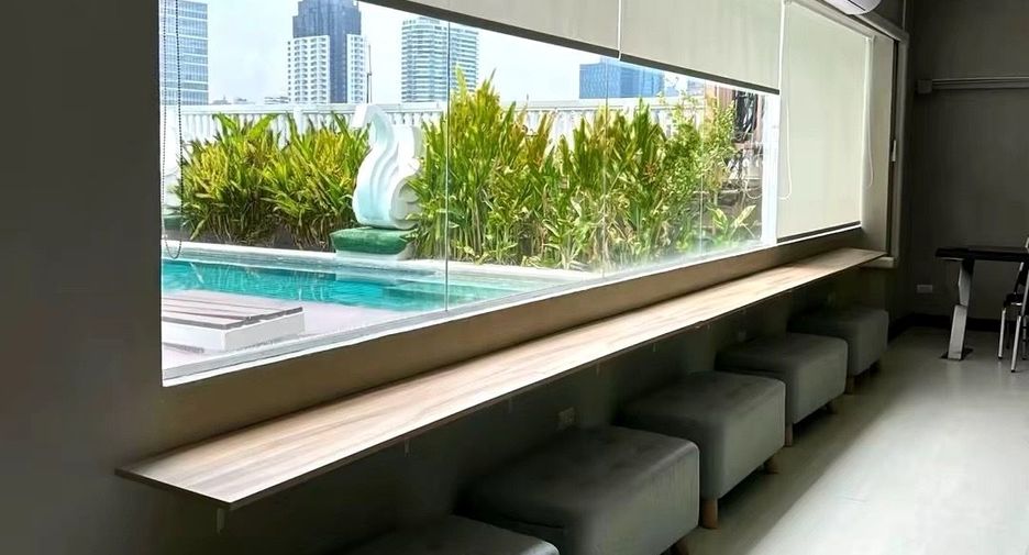 À louer 1 chambre condo à Watthana, Bangkok