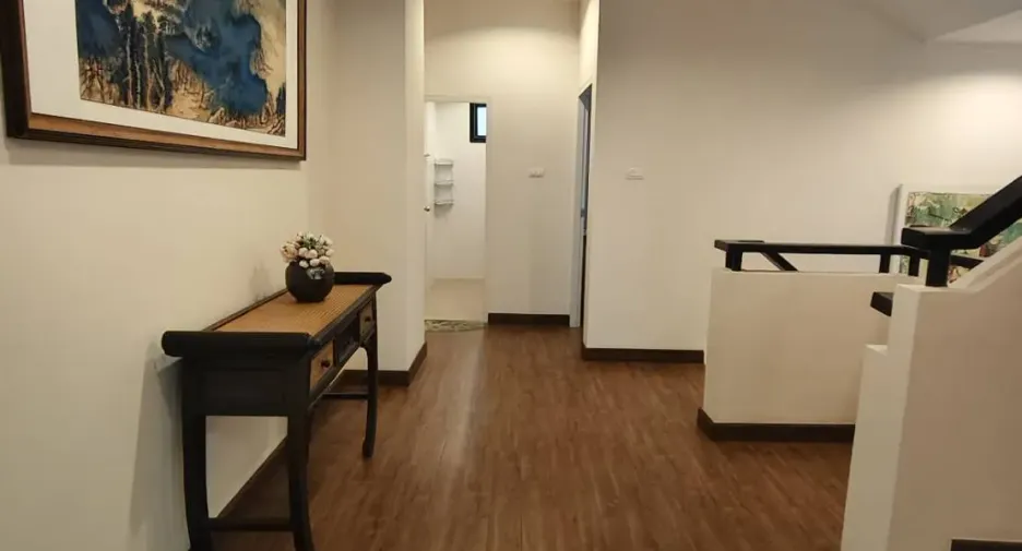 For rent 4 bedrooms townhouse in Hang Dong, Chiang Mai