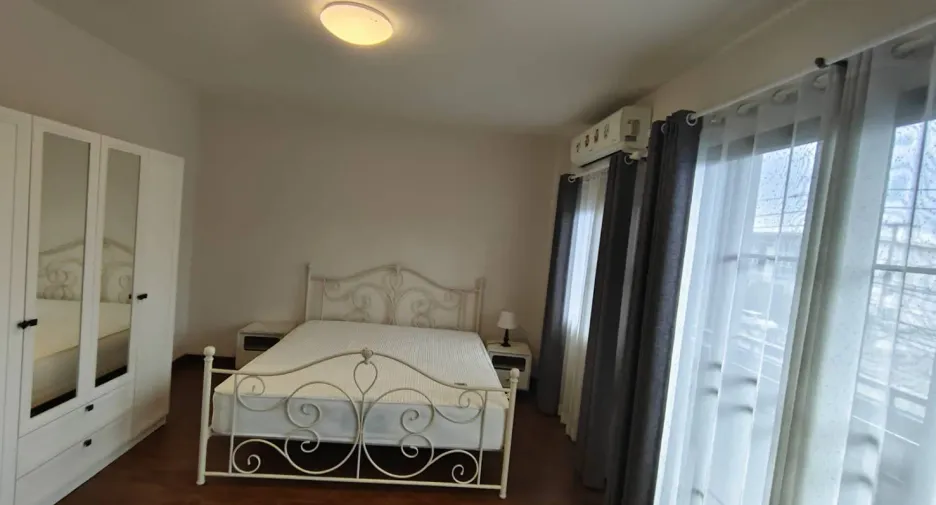 For rent 4 bedrooms townhouse in Hang Dong, Chiang Mai