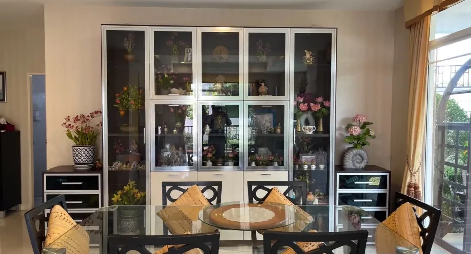 出售 和 出租 4 卧室 独立屋 在 Mueang Chiang Mai, Chiang Mai