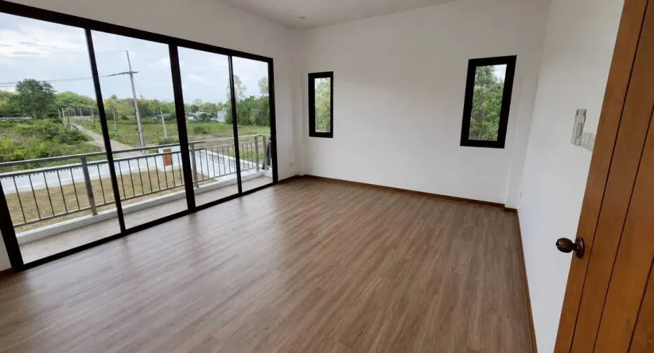 For rent 4 bedrooms house in Hang Dong, Chiang Mai