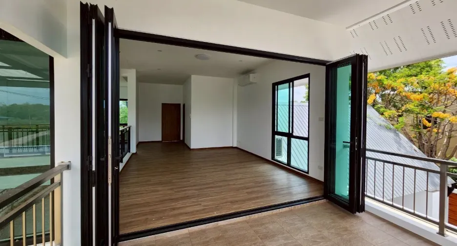 For rent 4 bedrooms house in Hang Dong, Chiang Mai