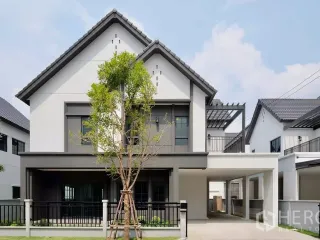 À louer 4 chambres maison à Bang Phli, Samut Prakan