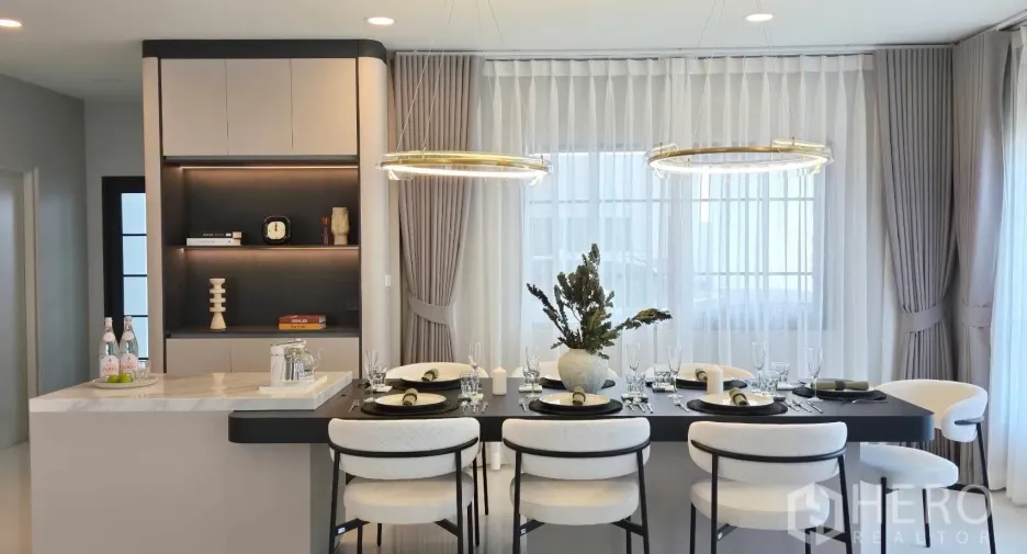 ให้เช่า 4 ห้องนอน บ้านเดี่ยว ใน บางพลี, สมุทรปราการ