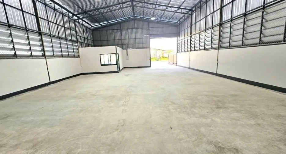 出租 仓库 在 Lam Luk Ka, Pathum Thani
