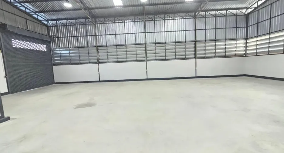 出租 仓库 在 Lam Luk Ka, Pathum Thani