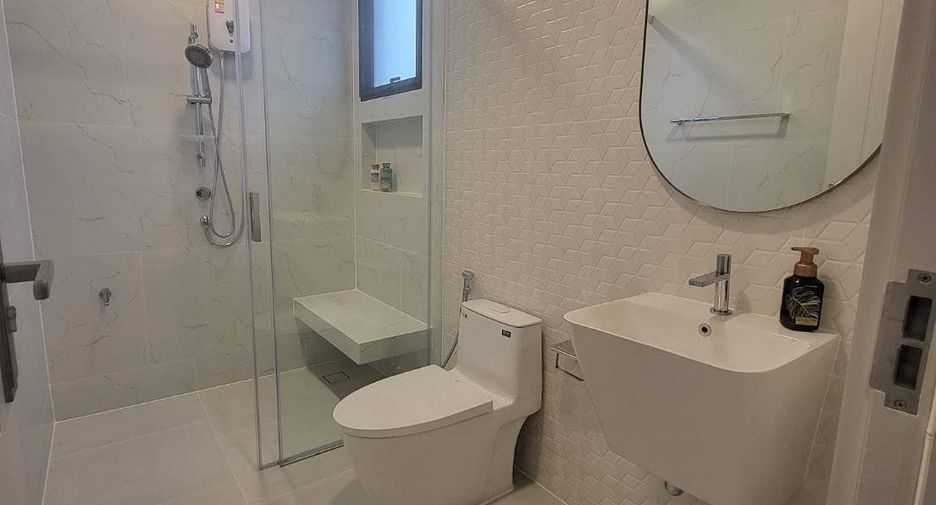 For rent 4 bedrooms house in Saphan Sung, Bangkok