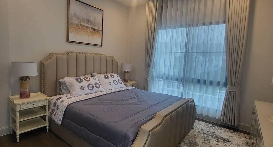 For rent 4 bedrooms house in Saphan Sung, Bangkok