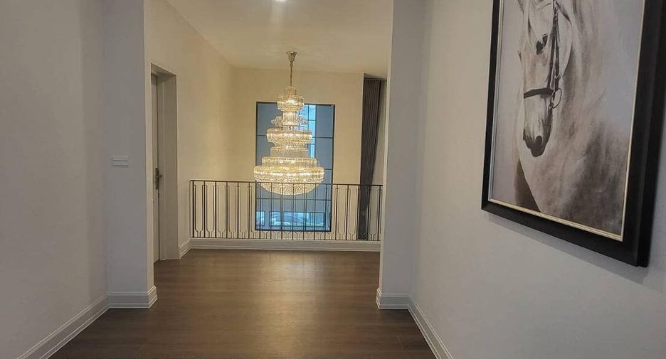 For rent 4 bedrooms house in Saphan Sung, Bangkok