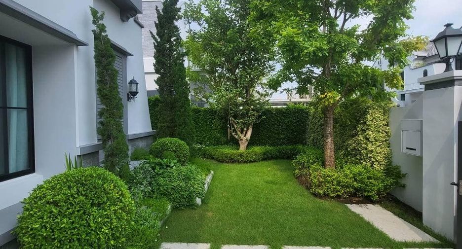 For rent 4 bedrooms house in Saphan Sung, Bangkok