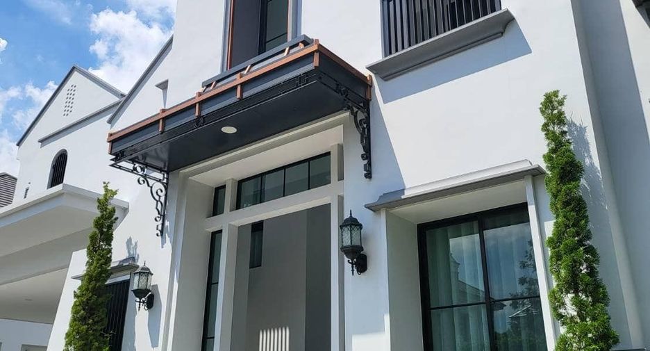 For rent 4 bedrooms house in Saphan Sung, Bangkok