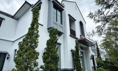 Casa en venta y en alquiler de 4 habitaciones en Saphan Sung, Bangkok