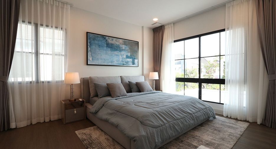 For rent 4 bedrooms house in Saphan Sung, Bangkok
