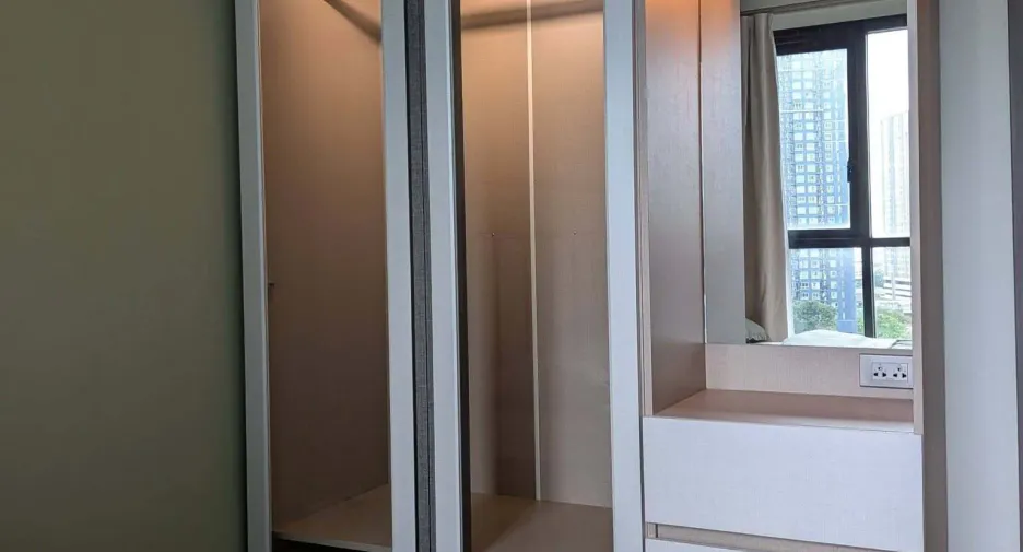 For rent 1 bed condo in Watthana, Bangkok