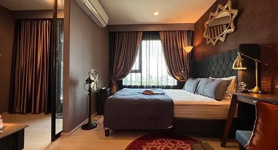 À louer 1 chambre condo à Huai Khwang, Bangkok