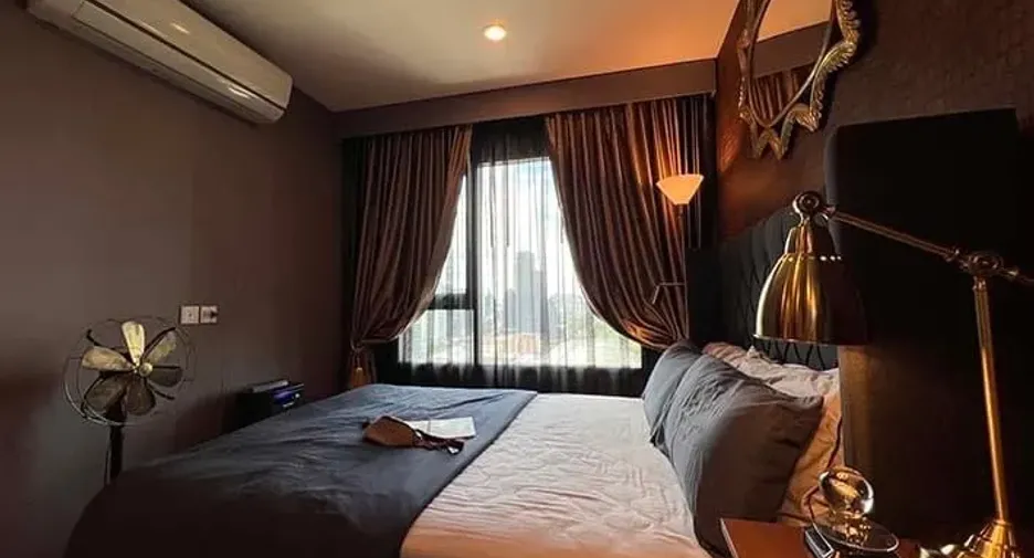 À louer 1 chambre condo à Huai Khwang, Bangkok