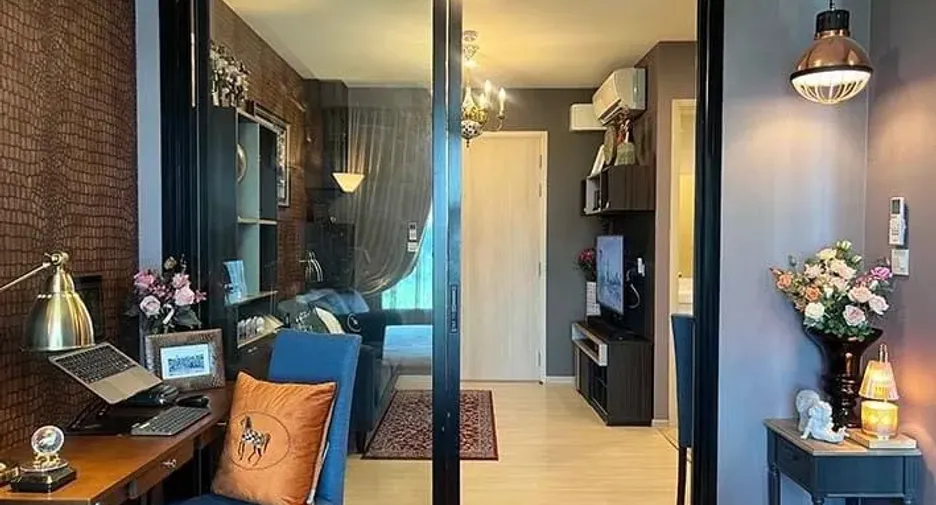 À louer 1 chambre condo à Huai Khwang, Bangkok