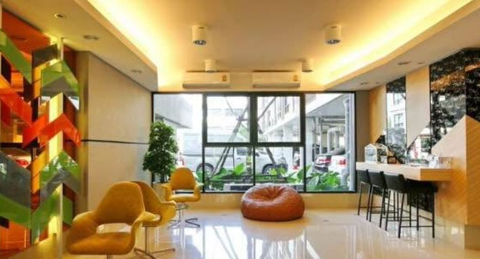 For rent 2 bedrooms condo in Bang Na, Bangkok