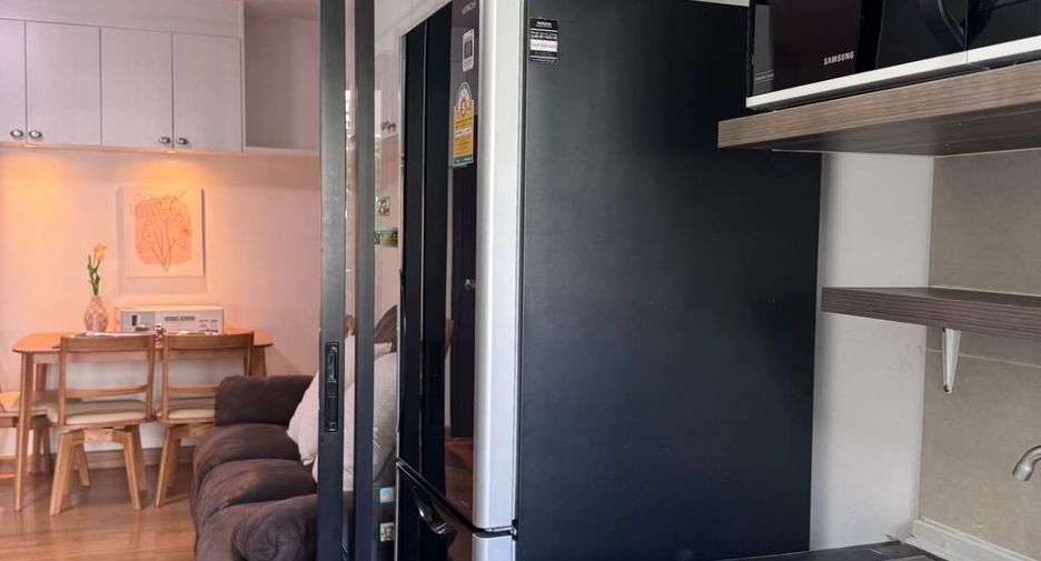 For rent 2 bedrooms condo in Bang Na, Bangkok