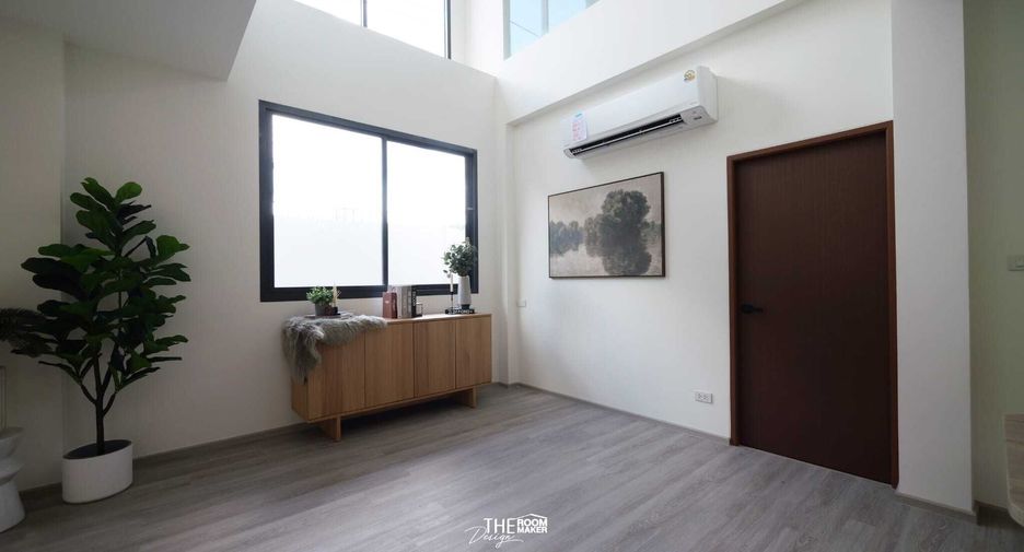 Haus zum Kauf mit 4 Zimmer in Watthana, Bangkok