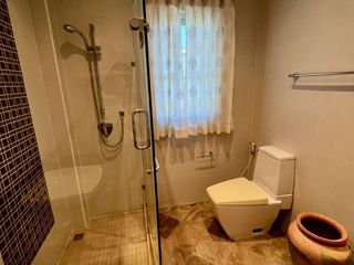 Casa en venta de 7 habitaciones en Bang Lamung, Chonburi