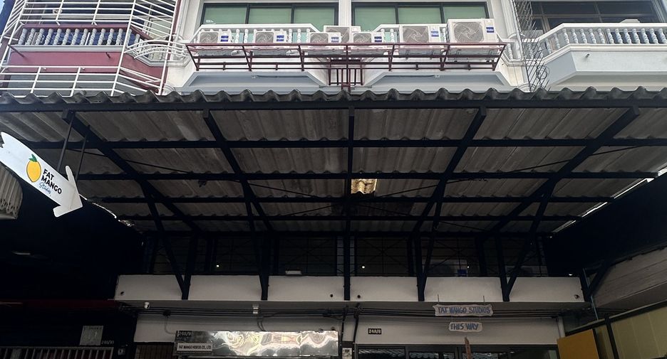Büro zur Miete in Din Daeng, Bangkok