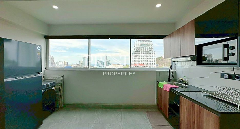 出售 2 卧室 公寓 在 Pratumnak, 芭提雅