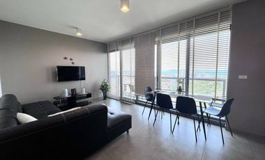 À vendre 2 chambres condo à Pratumnak, Pattaya