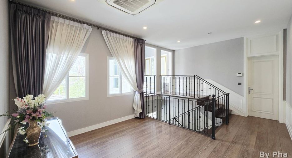 Villa en venta de 5 habitaciones en Mueang Chiang Mai, Chiang Mai