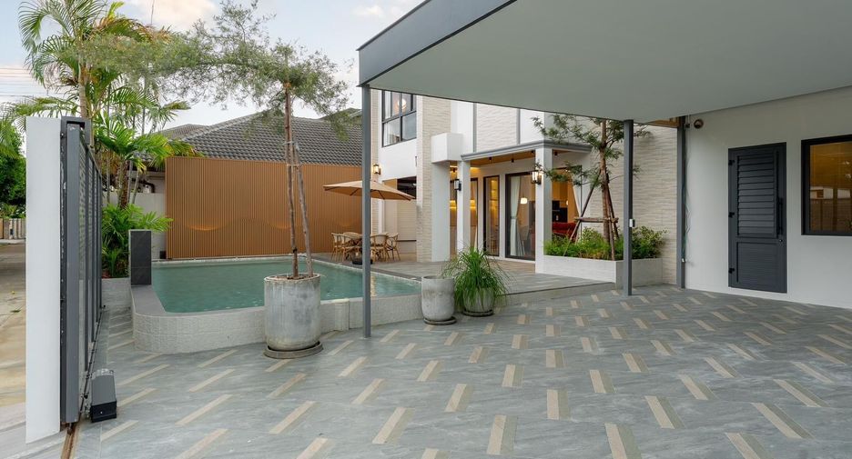 For sale 5 bedrooms villa in San Sai, Chiang Mai