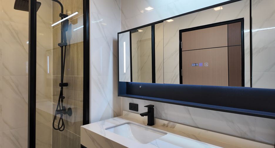 For sale 2 bedrooms condo in Jomtien, Pattaya