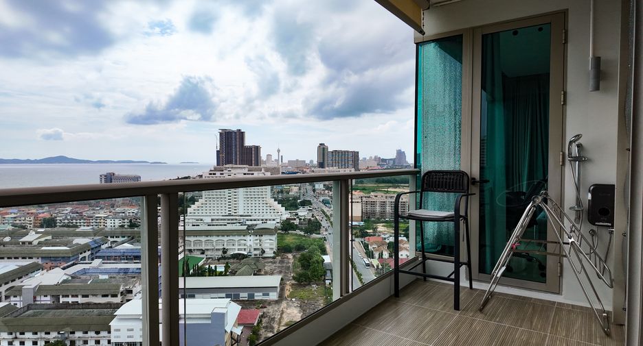 For sale 2 bedrooms condo in Jomtien, Pattaya