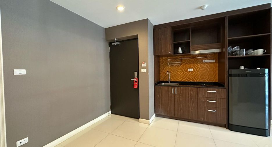 For sale 2 bedrooms condo in Pratumnak, Pattaya