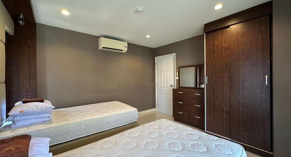 For sale 2 bedrooms condo in Pratumnak, Pattaya