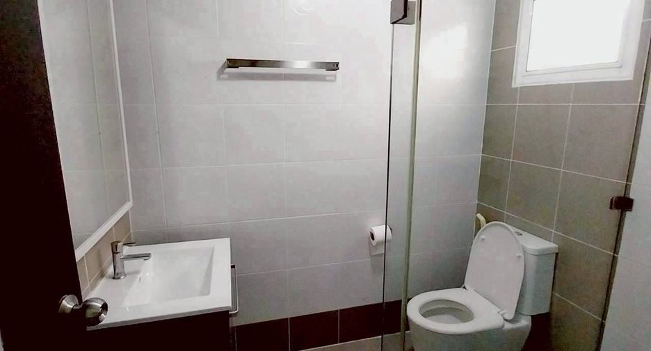 For sale 5 bedrooms house in Doi Saket, Chiang Mai