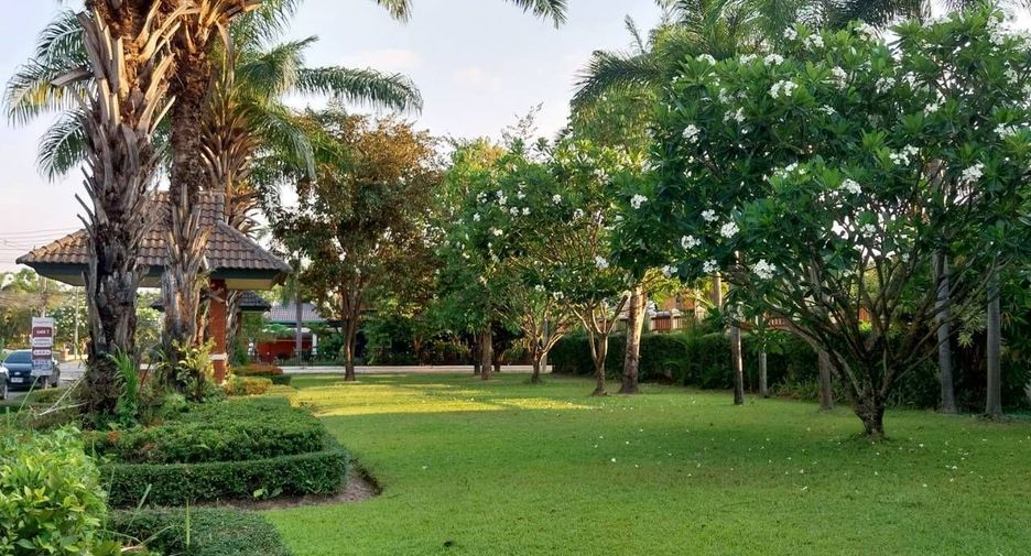 For sale 5 bedrooms house in Doi Saket, Chiang Mai