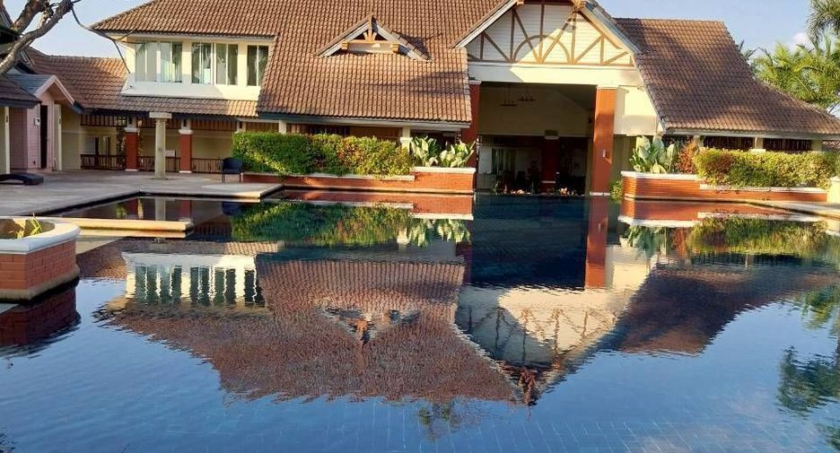 For sale 5 bedrooms house in Doi Saket, Chiang Mai