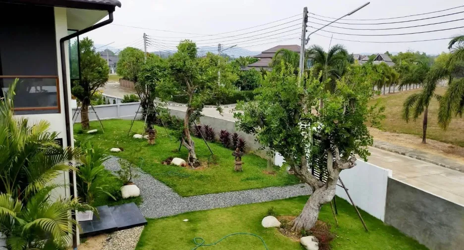 For rent 4 bedrooms villa in Doi Saket, Chiang Mai