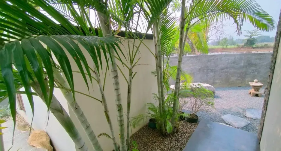 For rent 4 bedrooms villa in Doi Saket, Chiang Mai