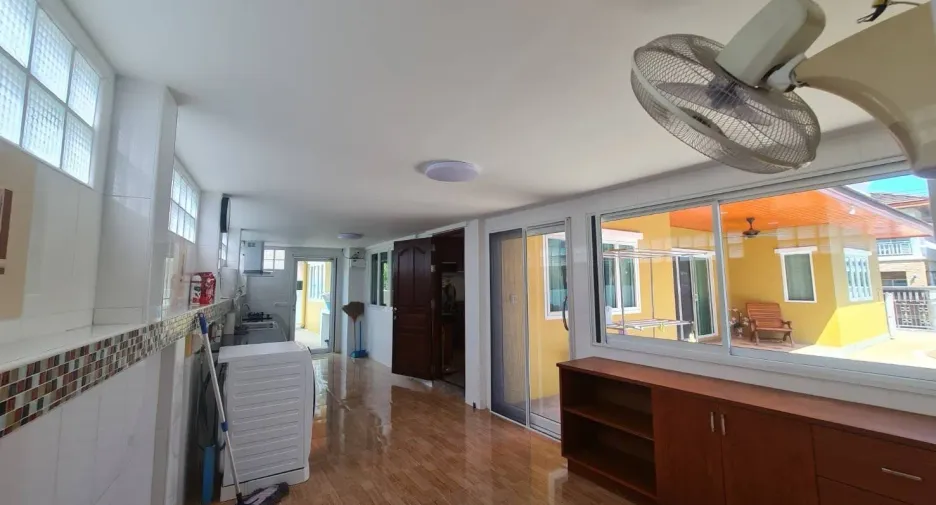 For rent 5 bedrooms house in Mueang Phuket, Phuket