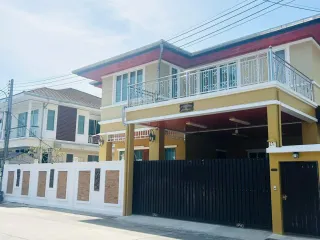 出租 5 卧室 独立屋 在 Phuket Town, 普吉