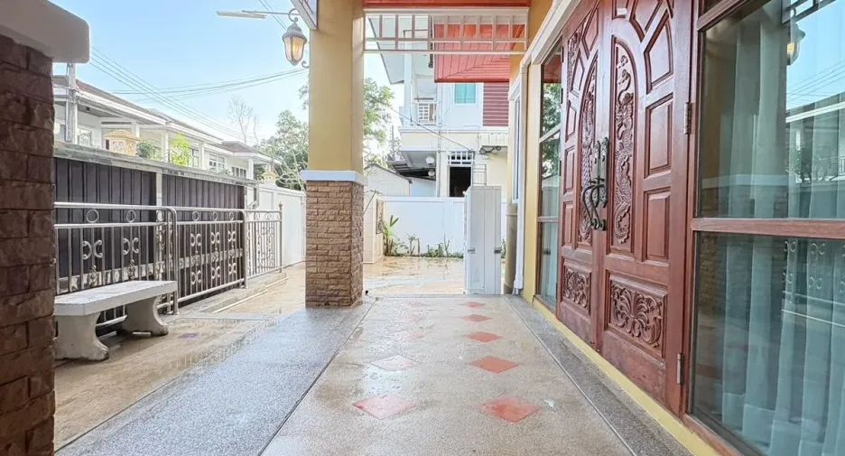 For rent 5 bedrooms house in Mueang Phuket, Phuket