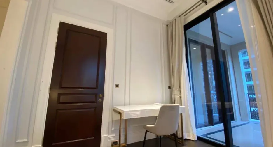 For sale 2 bedrooms condo in Pathum Wan, Bangkok