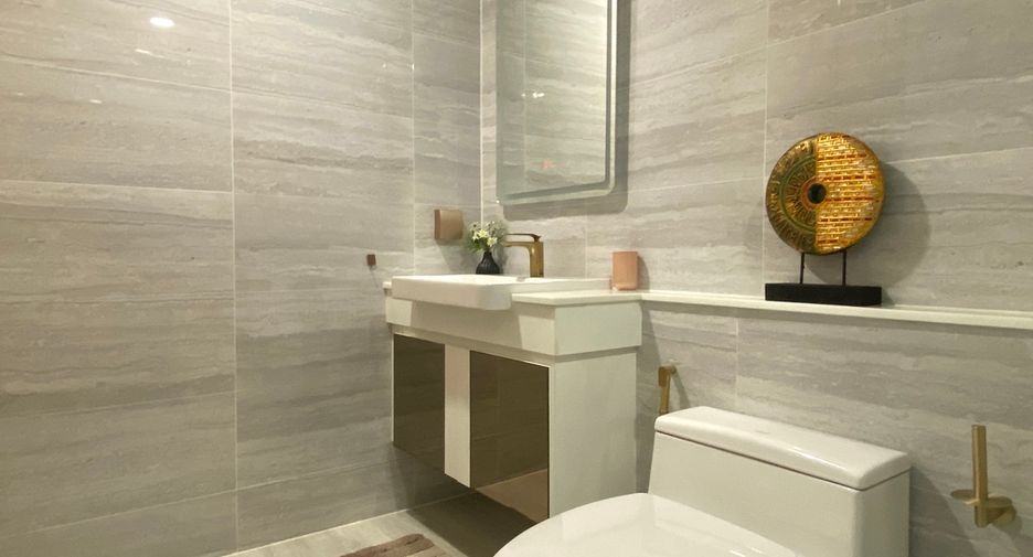 For sale 2 bedrooms condo in Jomtien, Pattaya